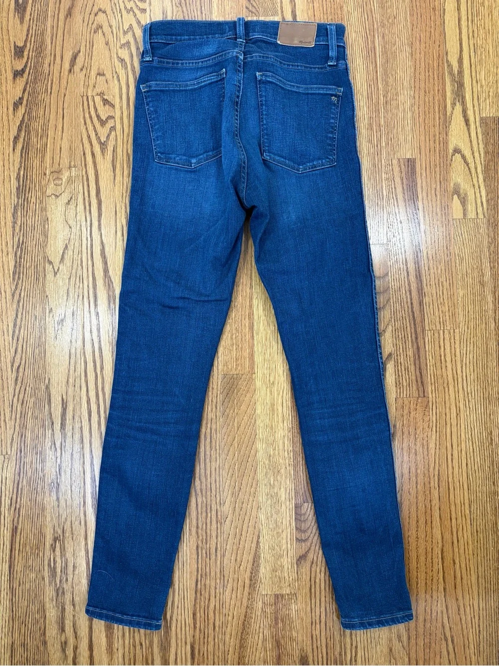 Madewell 10" High-Rise Skinny Jeans (26) - Picture 9 of 16